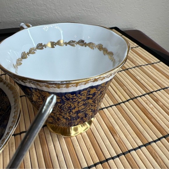 VTG Royal Albert Bone China Tea Cup & Saucer Buckingham Series Blue Gold READ - Picture 14 of 16